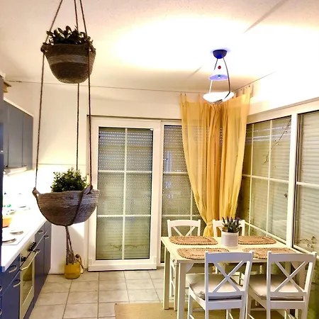 Sonniges Strandhaus Am Haff Mit Wasserblick Fuer 2-4 Personen Holiday home Monkebude