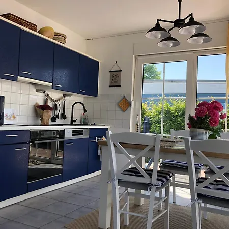 Sonniges Strandhaus Am Haff Mit Wasserblick Fuer 2-4 Personen * Monkebude